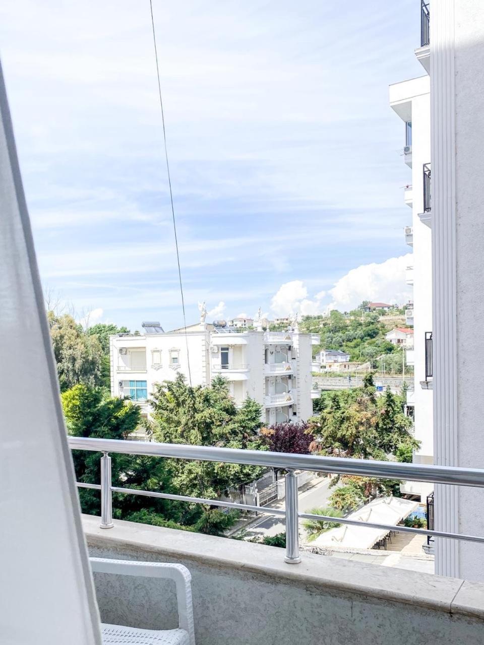 Lunasol Seaside Apartments Durrës 外观 照片
