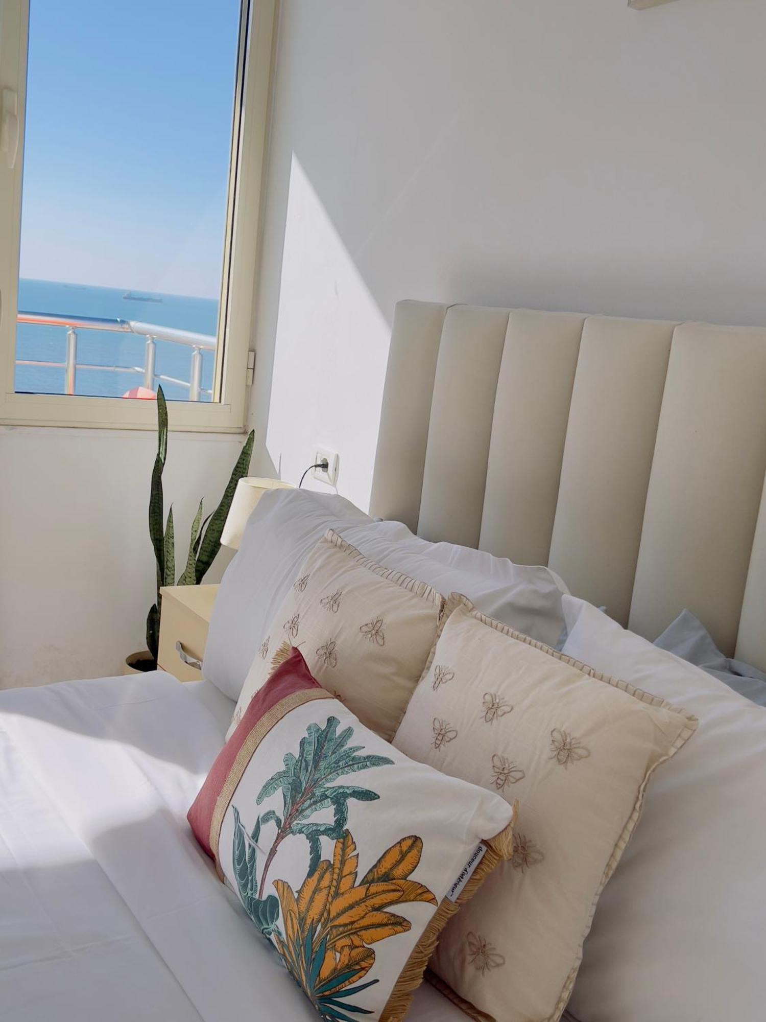 Lunasol Seaside Apartments Durrës 外观 照片